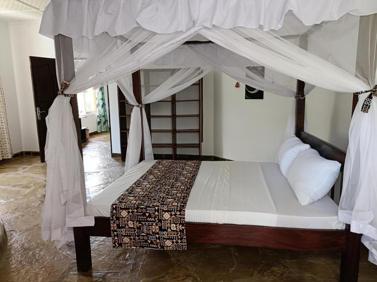 Tichi Villas - Диани Бийч Екстериор снимка